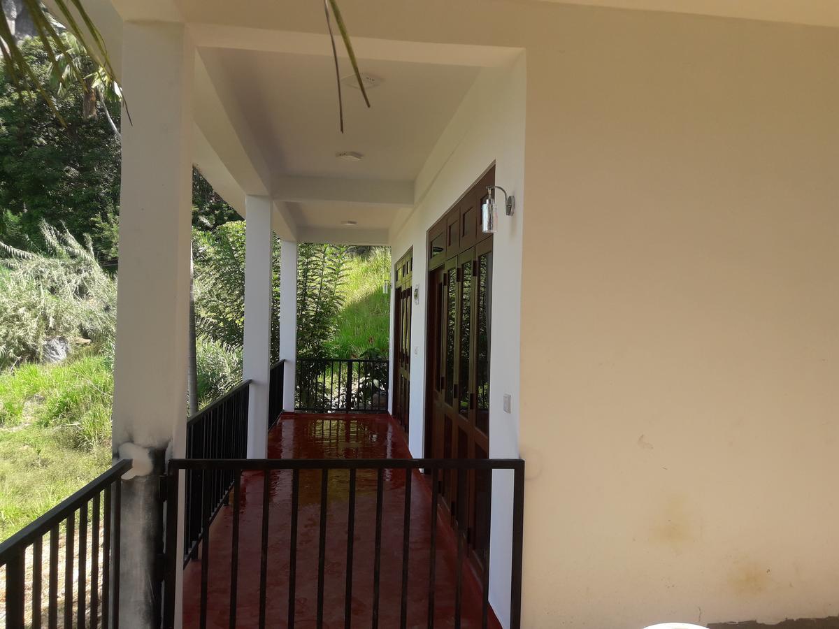 Adam'S Apple Homestay Ella Bagian luar foto