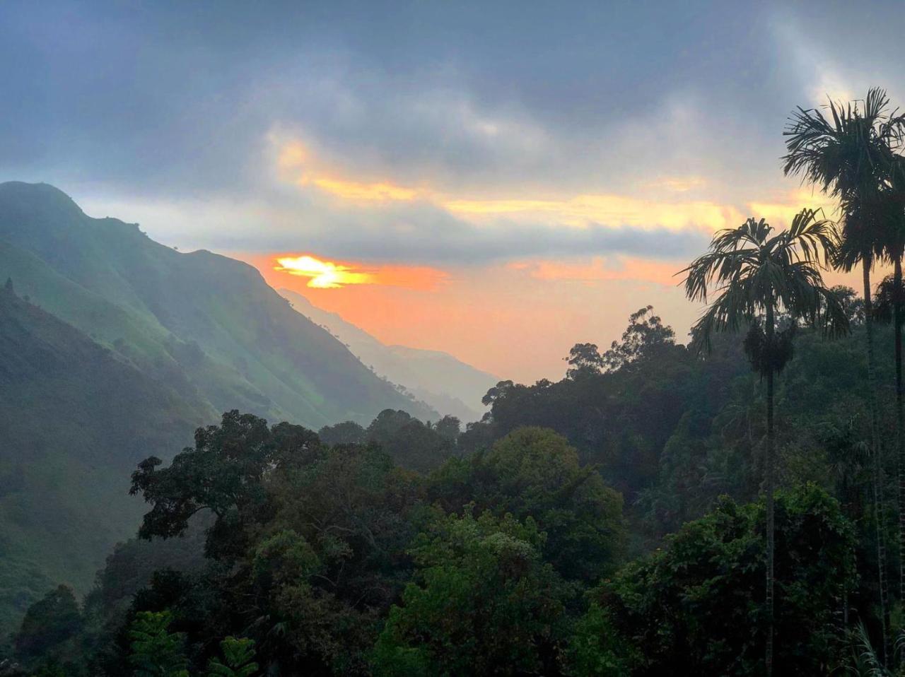Adam'S Apple Homestay Ella Bagian luar foto